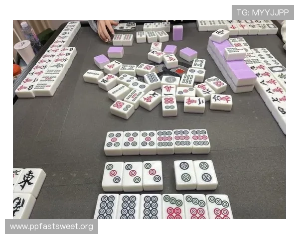 下载PG麻将胡了试玩版尽享丰富玩法内容提升你的牌技水平和游戏体验